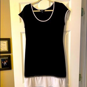 Women’s dress. Perfect for work or a night out!